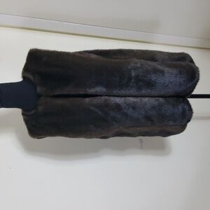 Forever 21 Women's Fauz Fur Vest Size M